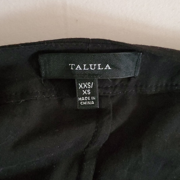 Talula Aritzia Black Fawkner Kimono - Picture 4 of 4